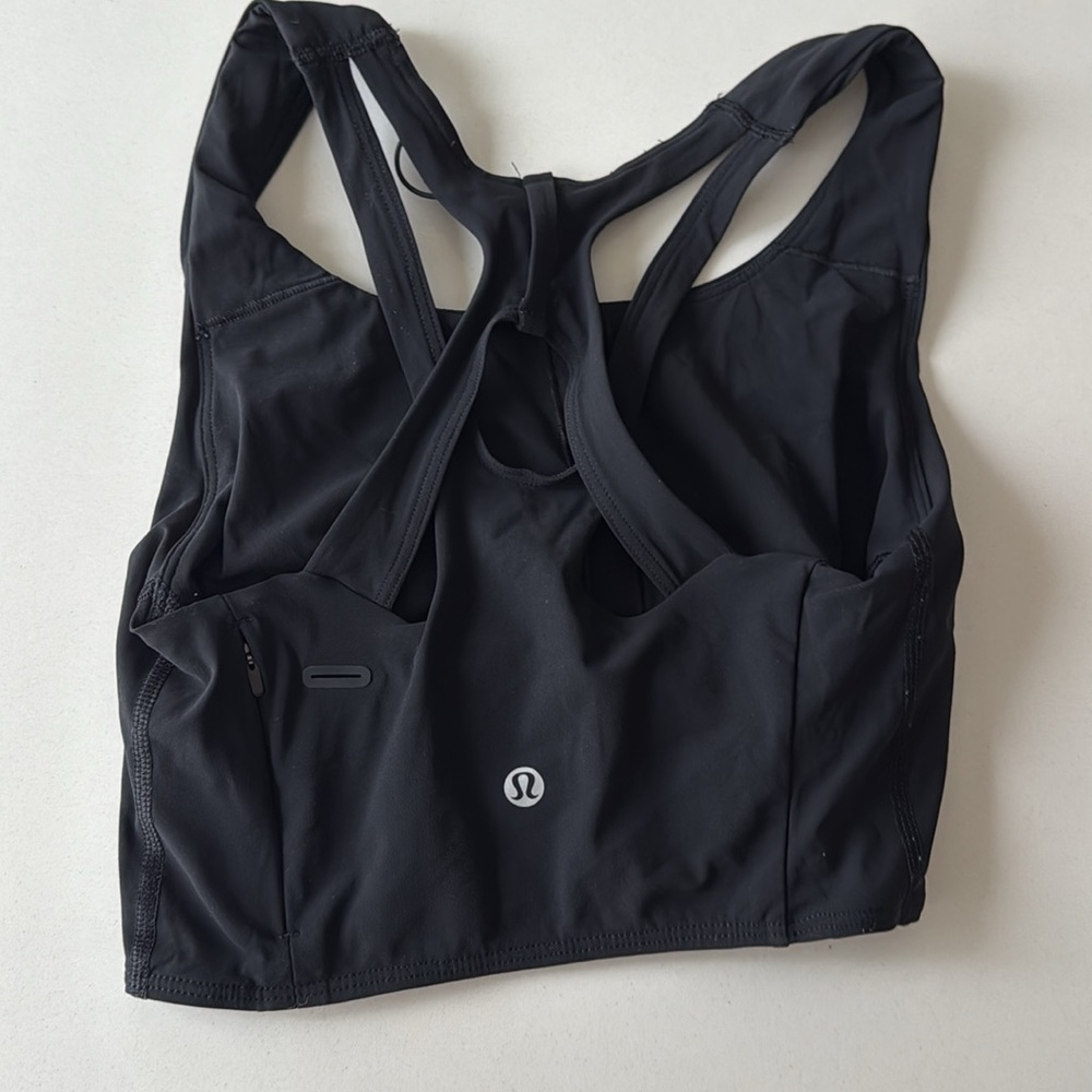 Lululemon sports bra top size 4 - Picture 2 of 2